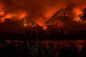 Фотография пожара в Орегоне в 2017 году. Подростку, виновному в разгуле стихии, должны выдать предписание