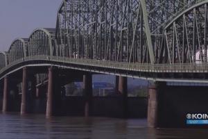 Interstate Bridge на фотографии. Городской совет Ванкувера утвердил резолюцию по замене моста