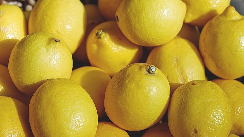 Мужчина украл более 350 кг лимонов. Лимоны на фото
