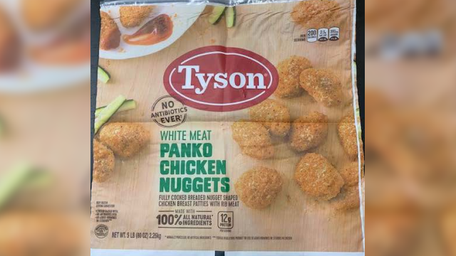 Tyson Foods отзывает свою продукцию: партию куриных наггетсов. На фото упаковка отзываемого товара